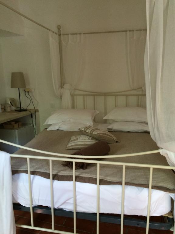 B&B Lei Bancaou ลาการ์ดเฟรเนต์ ภายนอก รูปภาพ